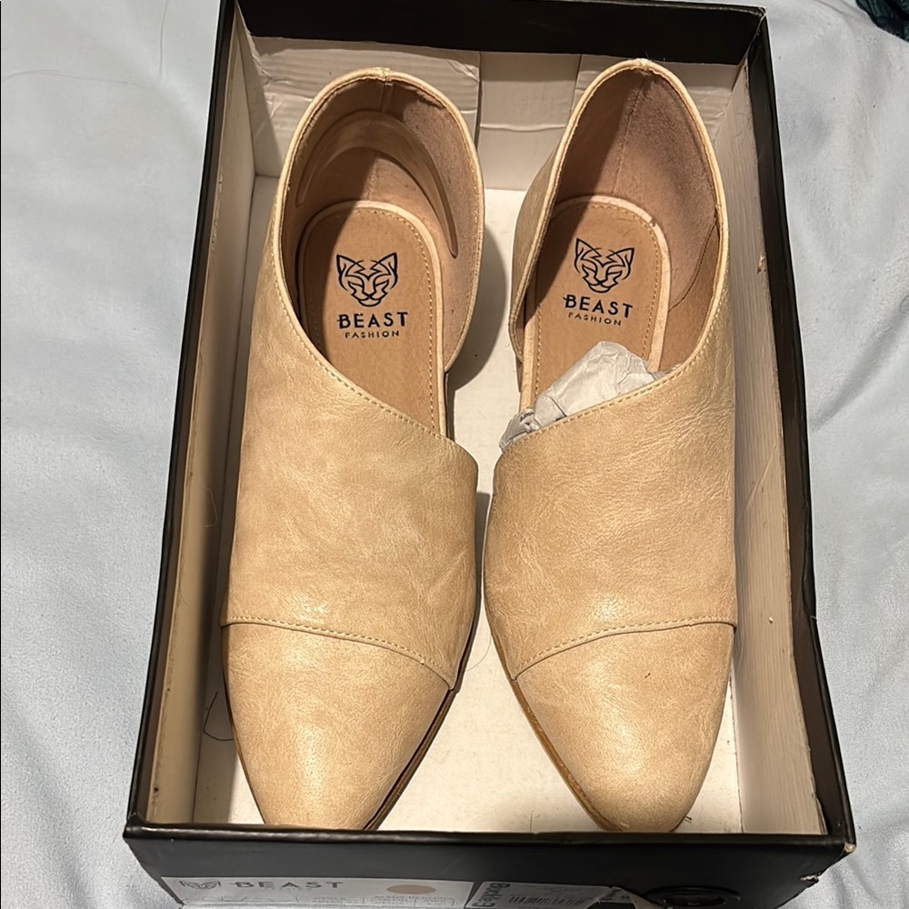 Beast Fashion Gold Flats